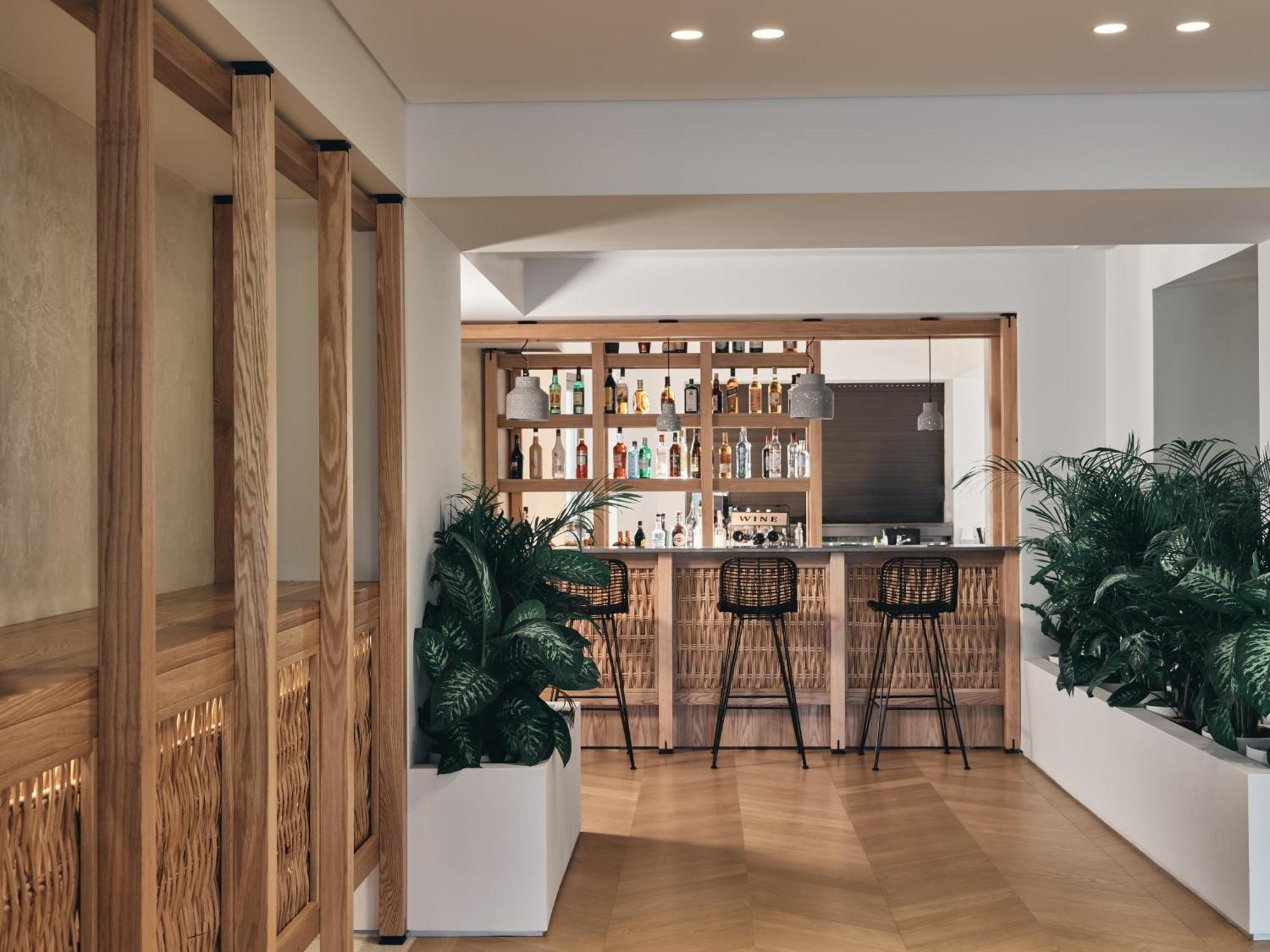 Aqua Bay Suites Plános 外观 照片
